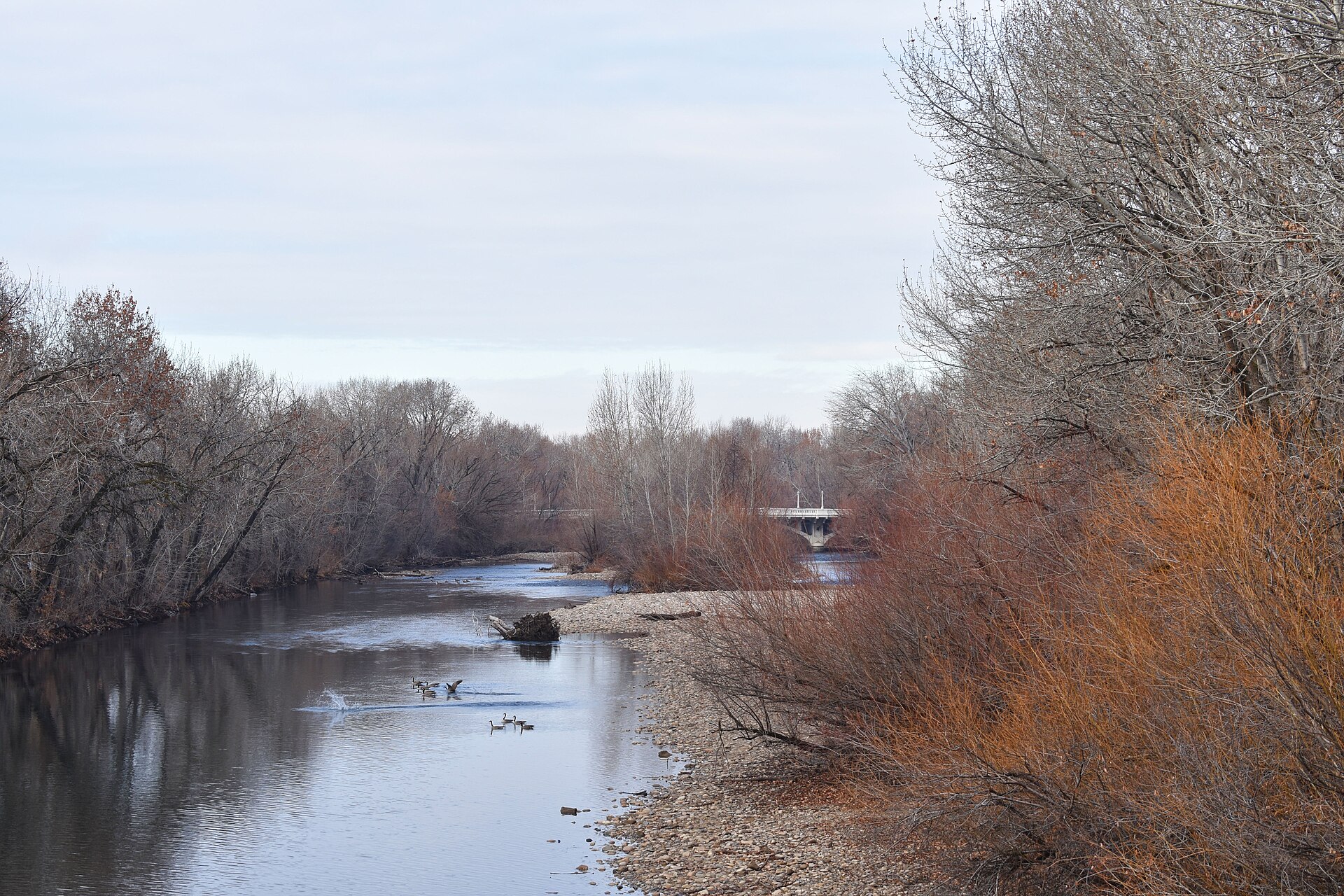 Capitol Boulevard Memorial Bridge, from Friendship Bridge, illustrating What Is Capitol Boulevard, and What Does It Connect