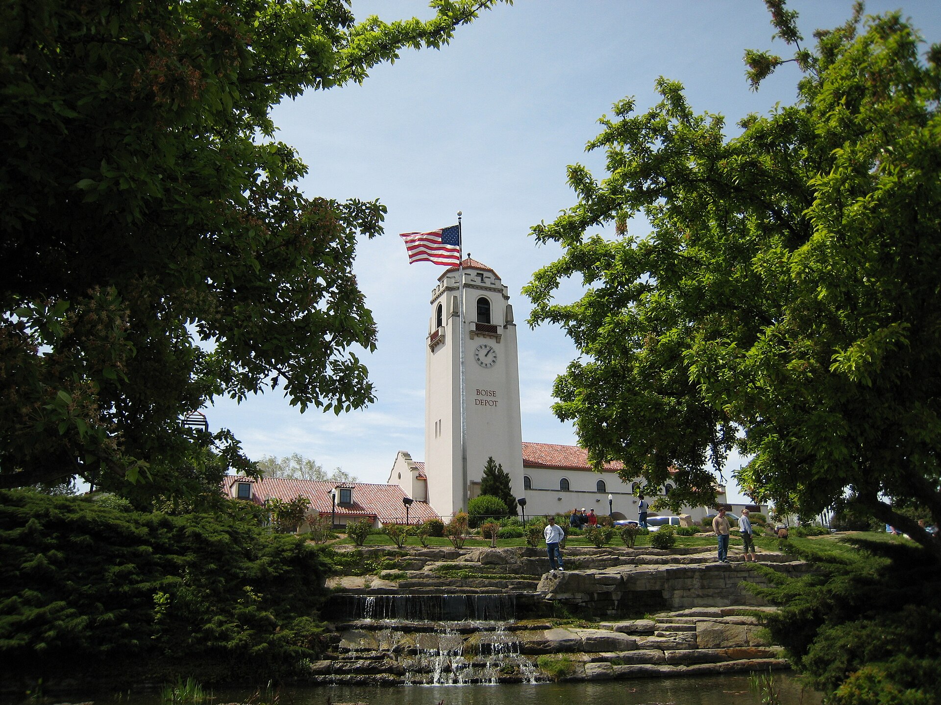 Photograph illustrating How Does the School System Work in Boise, Idaho