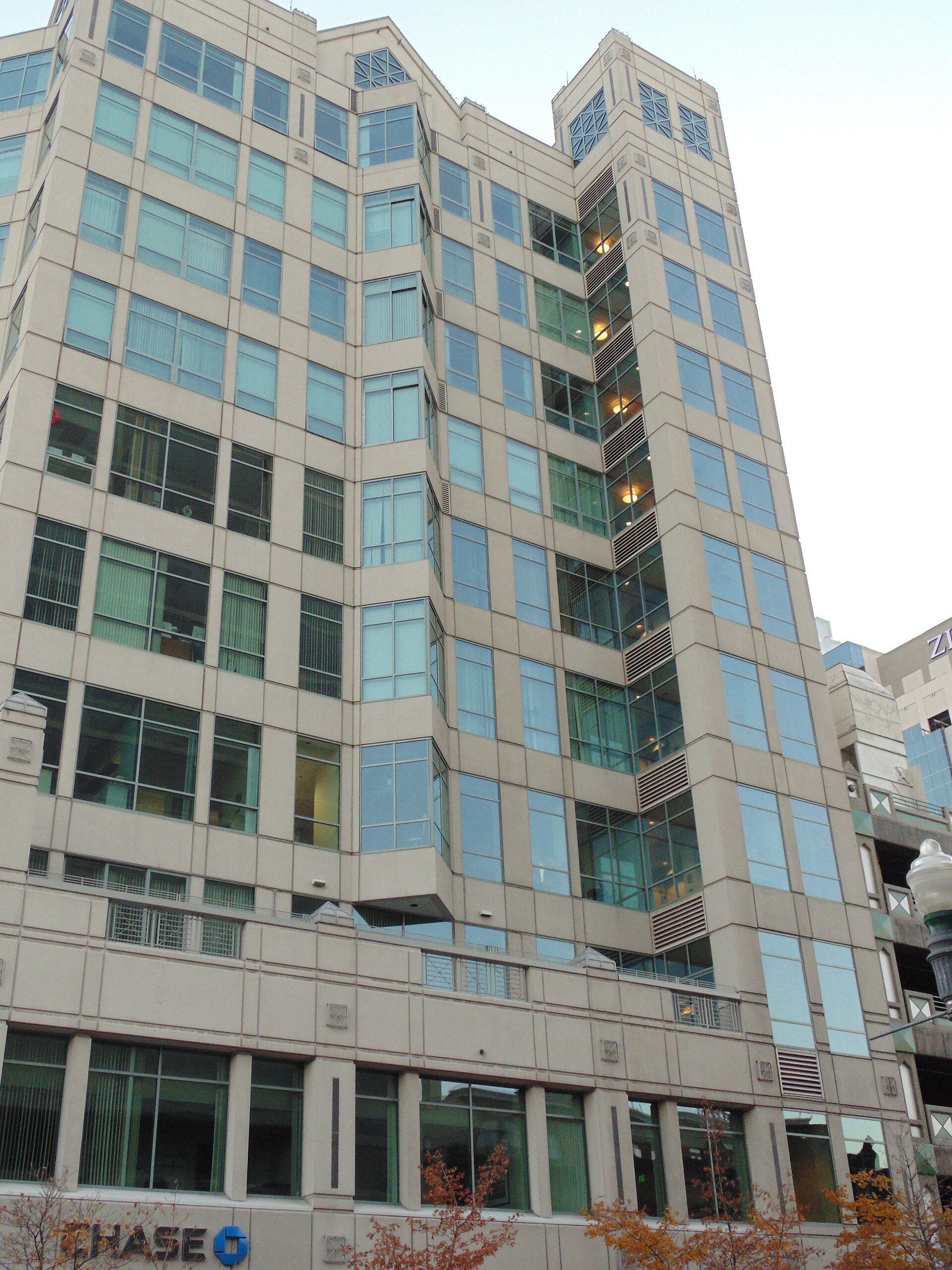 Chase Building in Boise, illustrating What Can You See in Boise in One Day? A Straight Answer